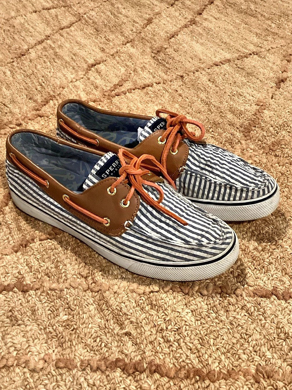 Sperry Bahama Navy Seersucker Striped Boat Shoe Sneakers in Blue & White